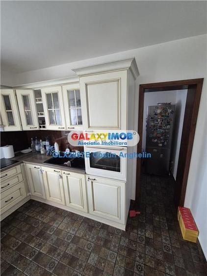 Casă cu 5 camere cu Teren 850 Mp în Central