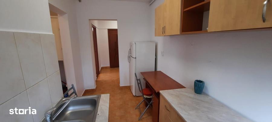 Apartament cu 2 camere semidecomandat în Cornișa