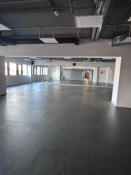 Birou, de 510 mp, în Barbu Văcărescu
