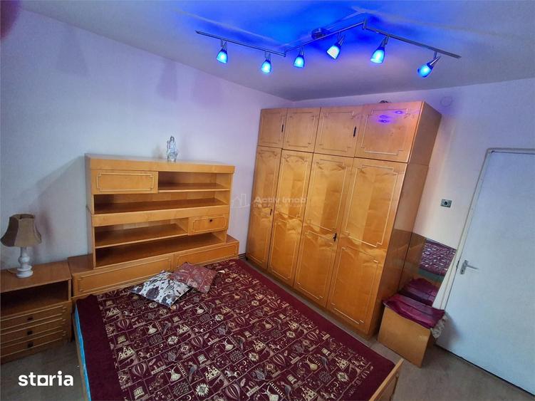 Apartament cu 2 camere decomandat în Micro IV