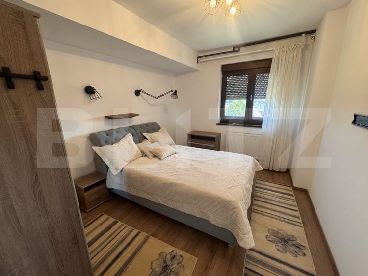 Apartament cu 2 camere semidecomandat, mobilat în Central