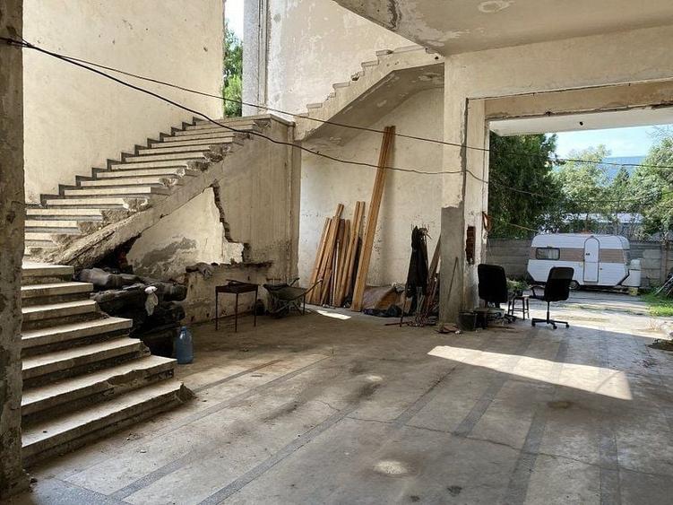 Birou, de 1,625 mp, în Militari