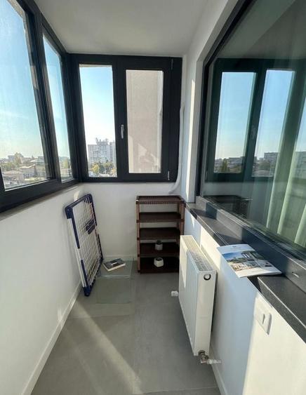 Apartament cu 3 camere decomandat, mobilat în Tomis III