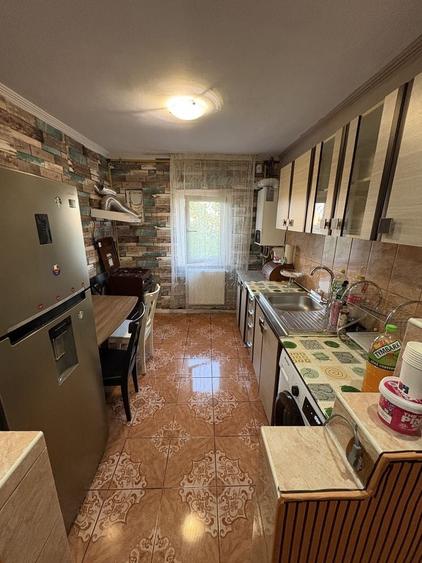Apartament cu 2 camere decomandat în Aluniș