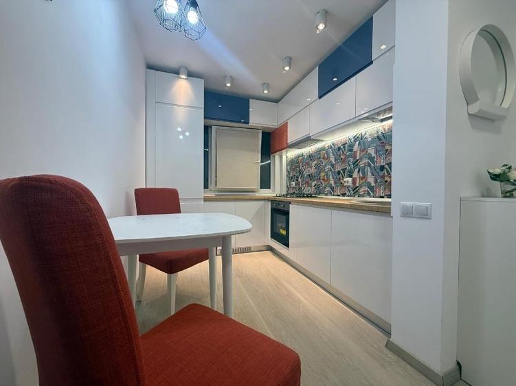 Apartament cu 2 camere decomandat, mobilat în Titan