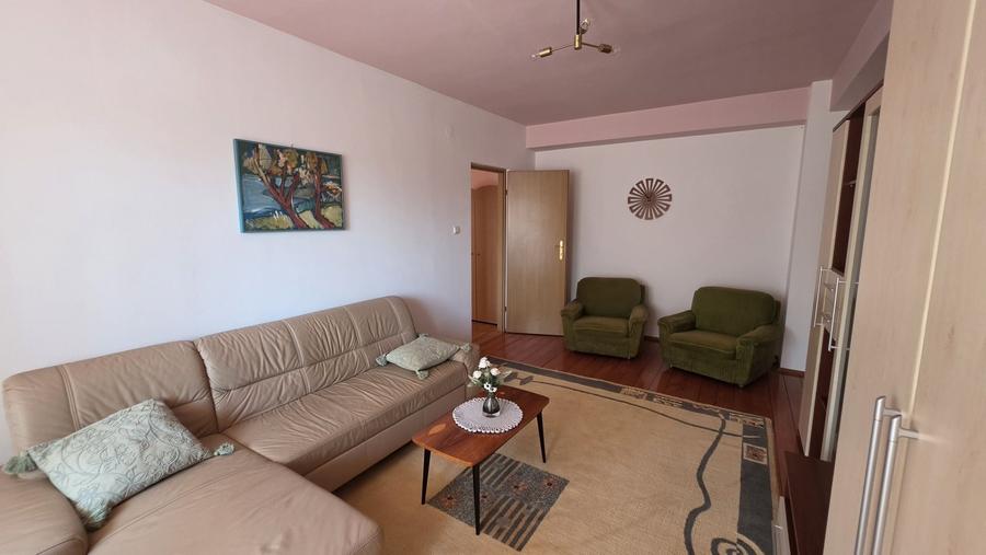 Apartament cu 2 camere decomandat în Ultracentral
