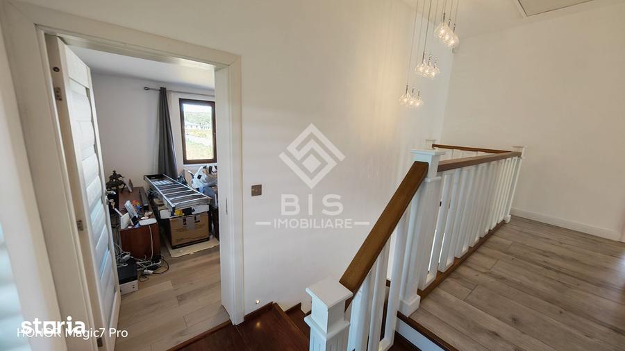 Casă cu 5 camere cu Teren 500 Mp în Central