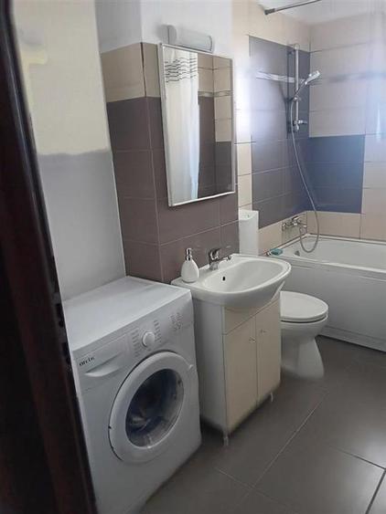 Apartament cu 2 camere decomandat, mobilat în Turnișor