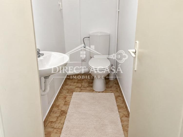 Apartament cu 3 camere decomandat în Cornișa