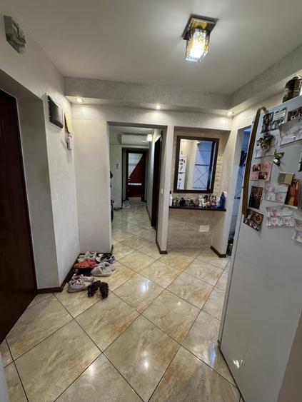 Apartament 3 camere, etaj 4/10, Marasesti - 6