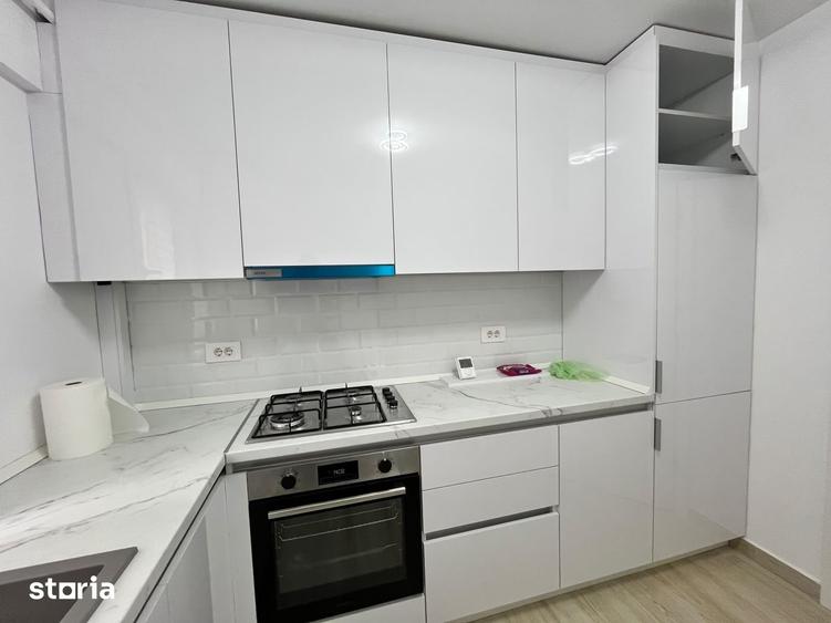 Apartament cu 2 camere decomandat în Nicolina