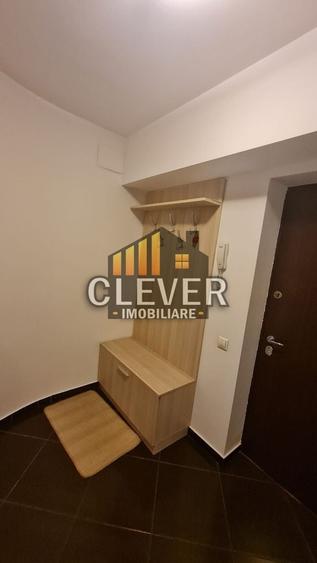 Apartament cu 2 camere semidecomandat, mobilat în P-ța Alba Iulia