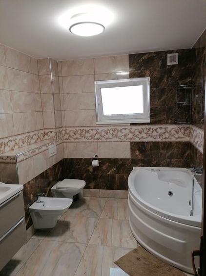 Casă cu 4 camere în Vărsătura