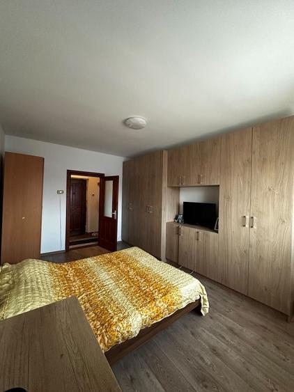 Apartament cu 2 camere decomandat în Dezmir