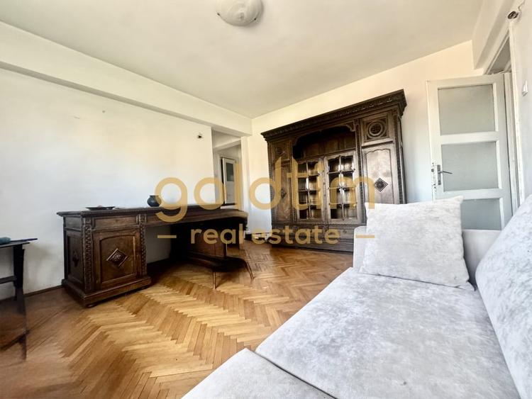 Apartament cu 3 camere semidecomandat în Kogălniceanu