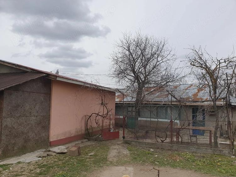 Casă cu Teren 1000 Mp în Cucueți