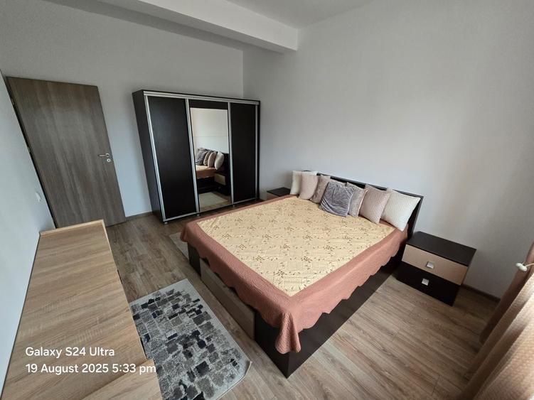 Casă cu 4 camere în Beba Veche