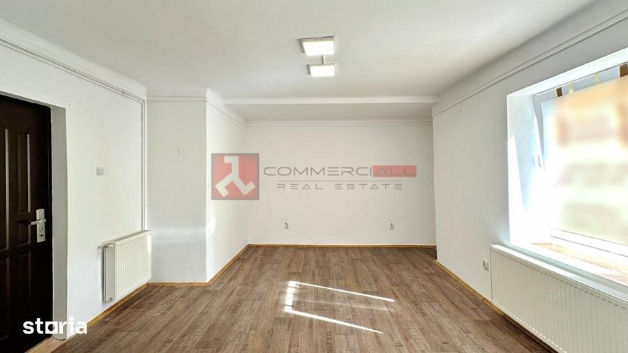 Spațiu comercial, de 65 mp, în Centrul Istoric