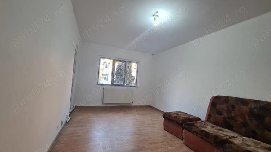 Vand apartament cu doua camere, decomandat, etaj1 in Curtea de Arges - 6
