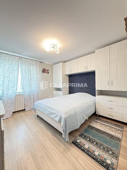 Casă individuală cu 7 camere cu Canalizare în Miroslava