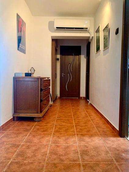 Apartament cu 3 camere decomandat în Ultracentral