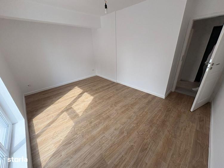 Apartament cu 2 camere decomandat în Central — fotografia 3