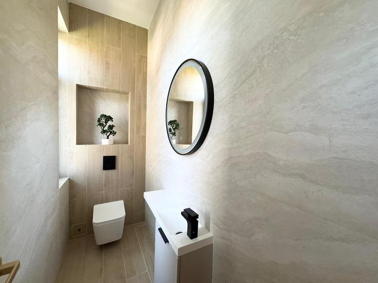Apartament cu 4 camere în Dacia