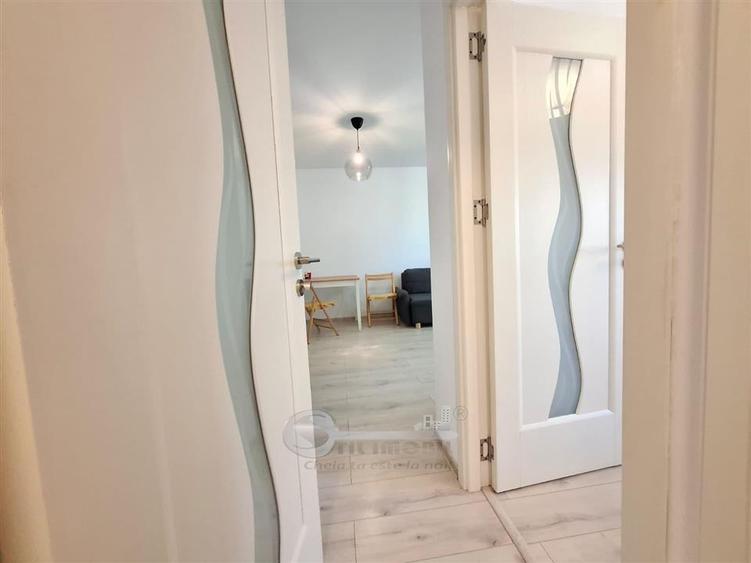 Apartament cu 2 camere semidecomandat, mobilat în Aeroport