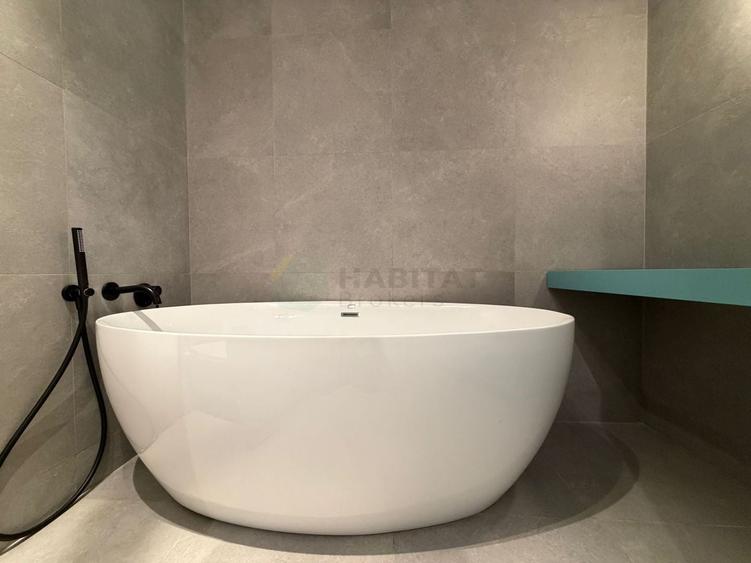 Casă individuală cu 4 camere cu Canalizare în Tunari