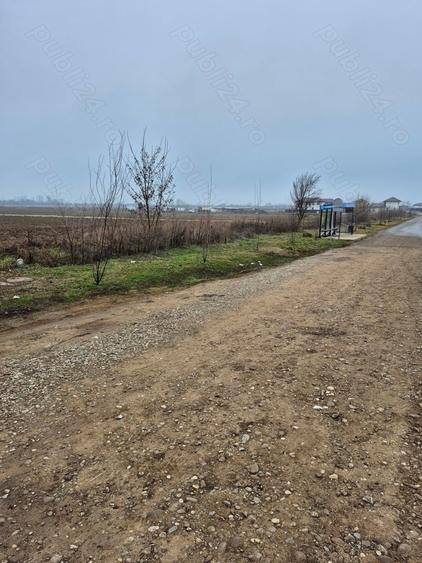 Teren de 10000 mp, în Balotești