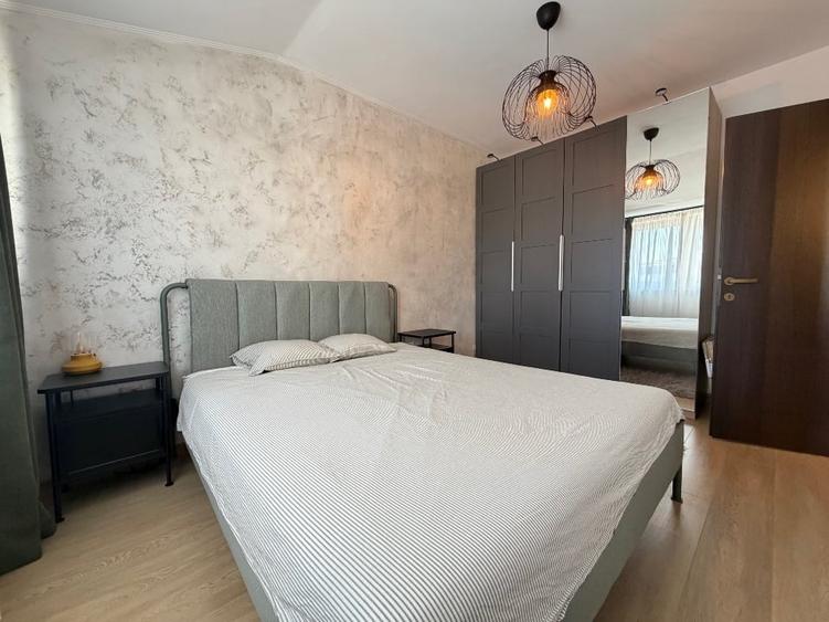 Apartament cu 2 camere semidecomandat, mobilat în Sânpetru