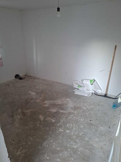 Casă cu 3 camere cu Teren 800 Mp în Central