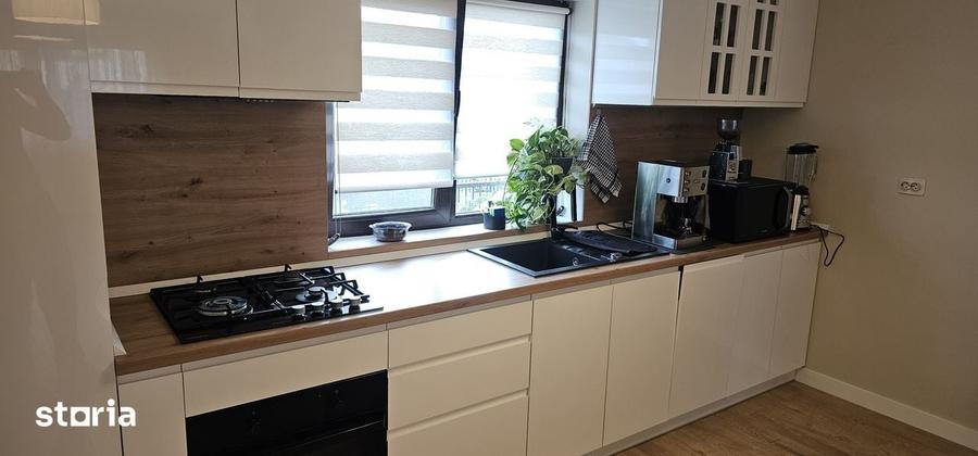 Casă cu 3 camere cu Teren 460 Mp în Doicești