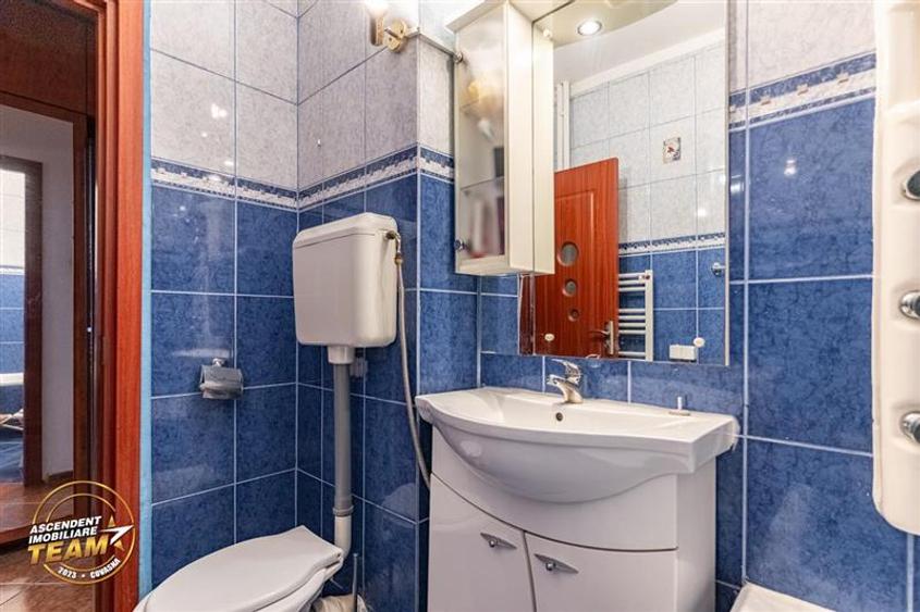 Garsonieră circulară în Centrul Civic