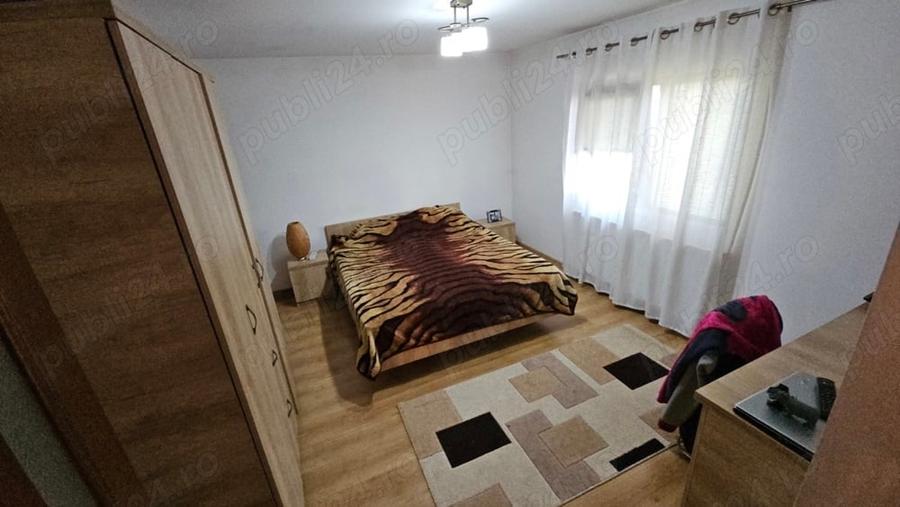 Casă cu 5 camere cu Teren 775 Mp în Central