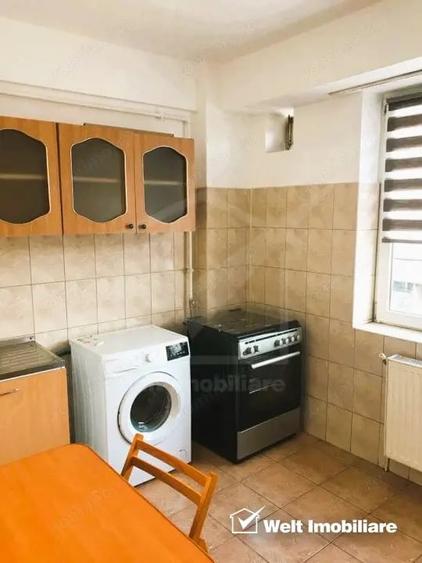 Garsonieră decomandată în Între Lacuri
