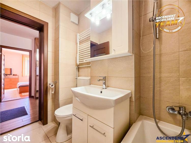 Apartament cu 3 camere, mobilat în Simeria