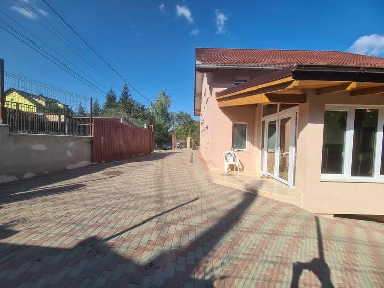 Casă cu 4 camere cu Teren 45 Mp în Central