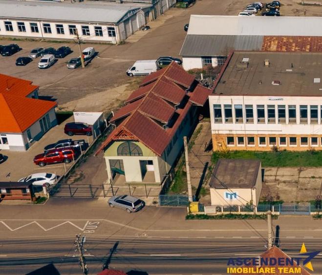 Spațiu comercial, de 290 mp, în Central