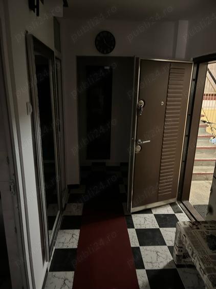 Apartament cu 2 camere decomandat în Broșteni
