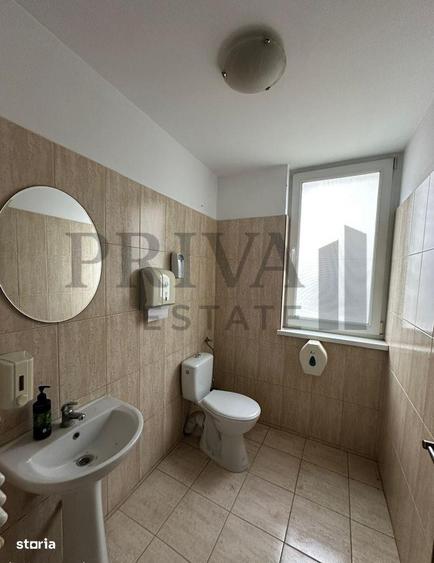 Spațiu comercial, de 240 mp, în Soarelui