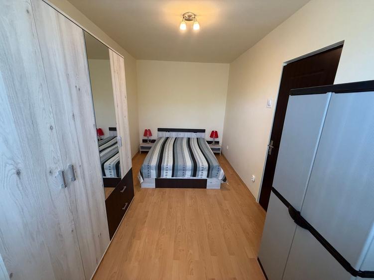 Apartament cu 2 camere, mobilat în Central