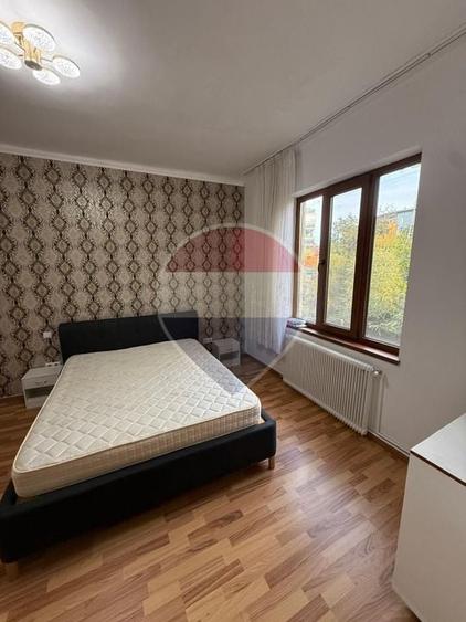 Apartament cu 2 camere decomandat, mobilat în P-ța Mihai Viteazul