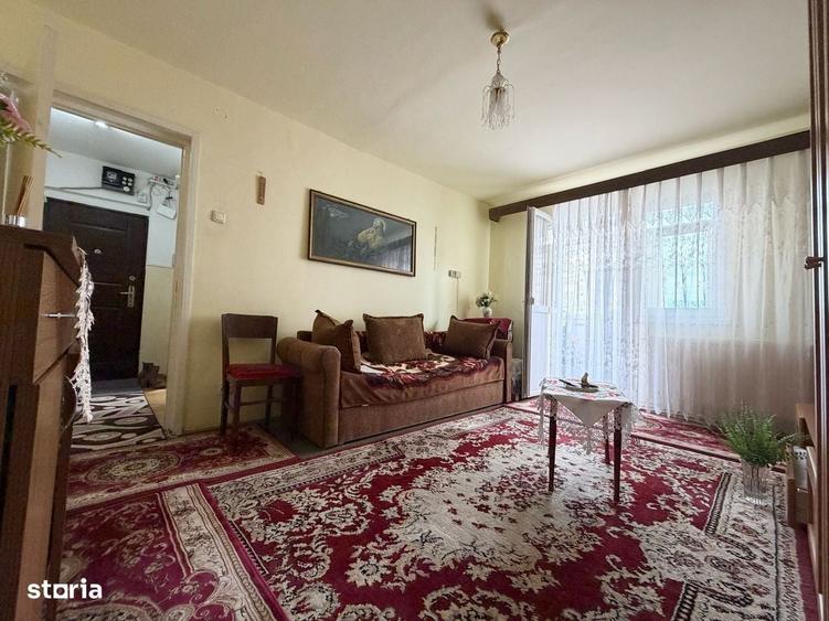 Apartament cu 2 camere semidecomandat în Vasile Aaron
