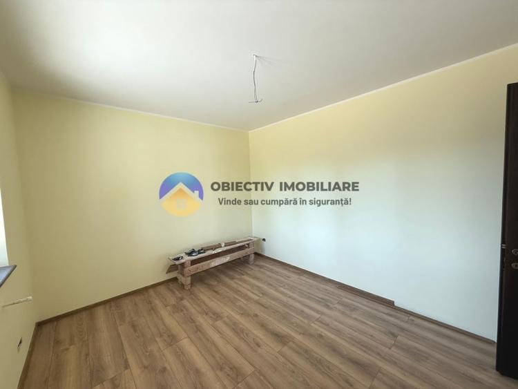Casă individuală cu 5 camere cu Teren 2000 Mp în Gârcina