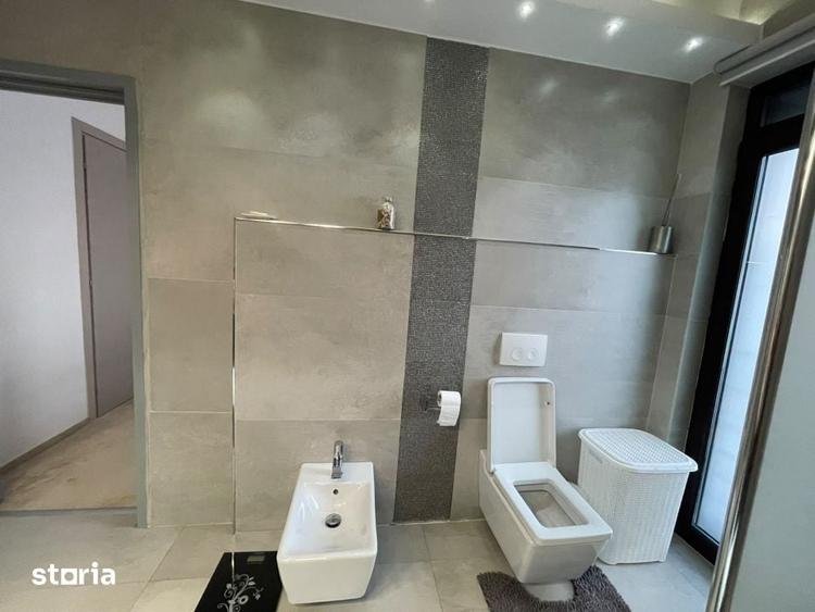 Casă cu 4 camere cu Teren 500 Mp în Central