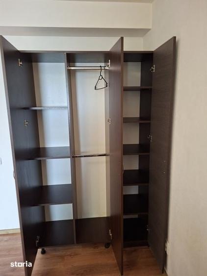 Garsonieră în Titan