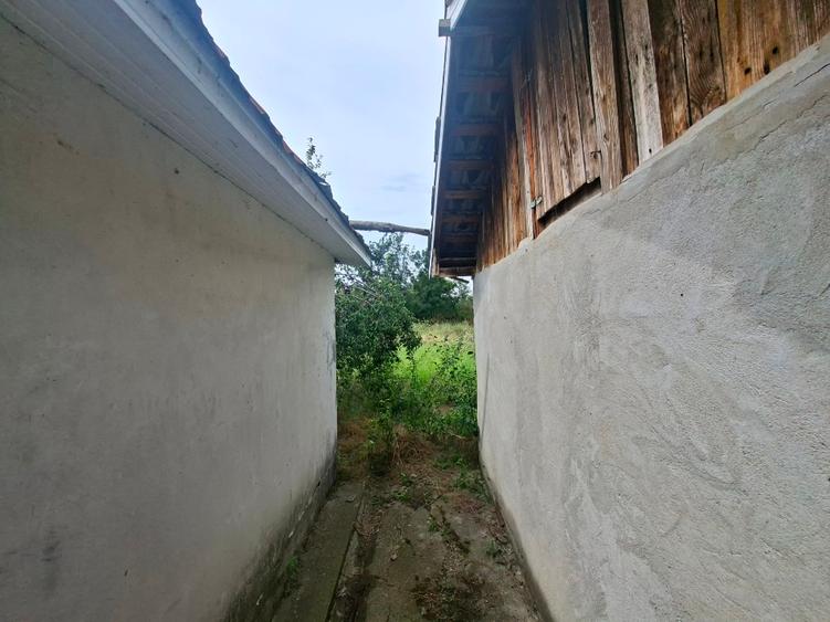 Casă individuală cu 3 camere cu Teren 1000 Mp în Didești