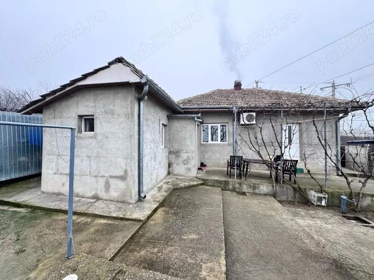 Casă cu 2 camere cu Teren 600 Mp în Central