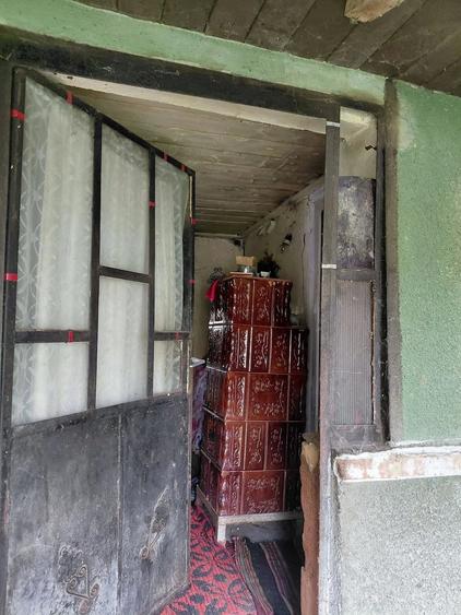 Casă cu Teren 972 Mp în Adâncata